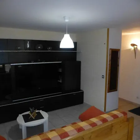 Cosy 2 Chambres, Proche Commerces, Parking, Wifi, Animaux Admis - Fr-1-512-8 Apartment